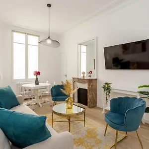 Apartment Cozy - Champs Elysees - Wagram, Paris